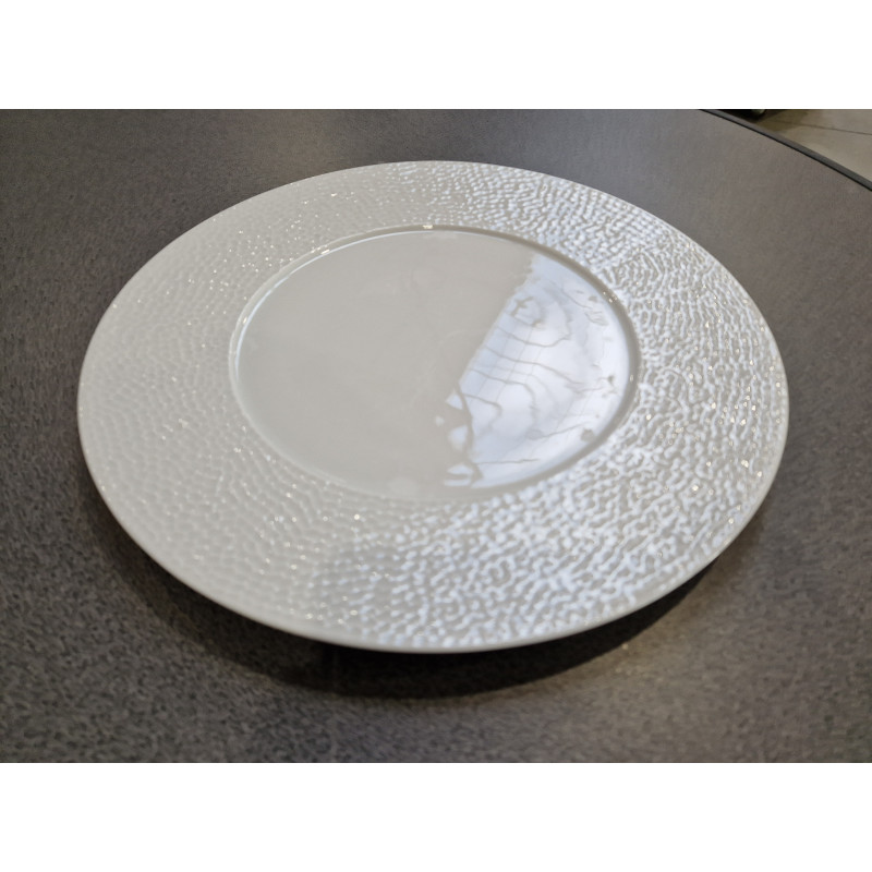 Assiette ronde martelée 31 cm